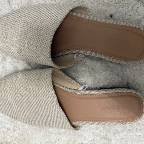 Old Navy Women's Tan Mules - Picture 2 of 3